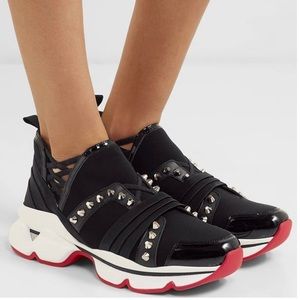 Christian Loubutins Womens 123 Run Flat Sneaker/Trainers. Black Studded, size 39